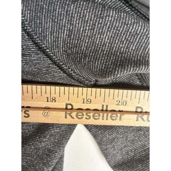 Lululemon Jacket Womens 8 Black Full Zip Rebel Runner Quilted Thumbholes LW4E34S - Picture 5 of 10